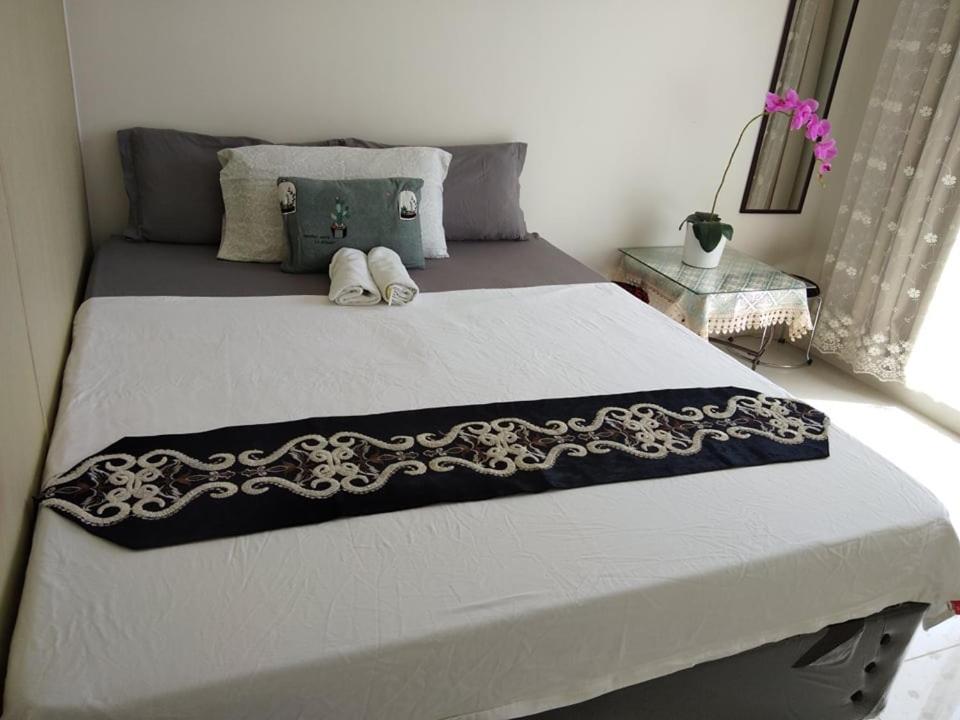 Smdc Tagaytay Taal Lake Condo Cook Netflix No Balcony No Free Parking Tagaytay City Ngoại thất bức ảnh