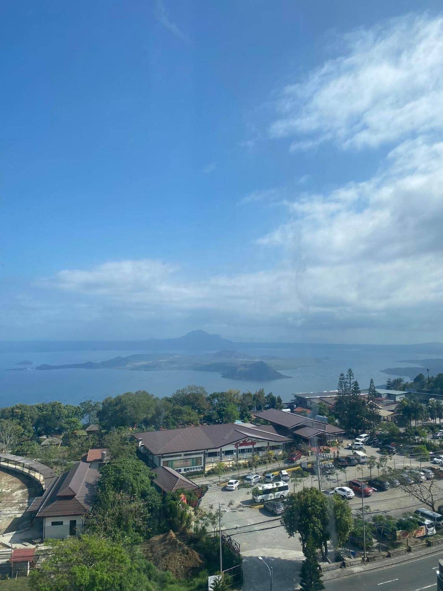 Smdc Tagaytay Taal Lake Condo Cook Netflix No Balcony No Free Parking Tagaytay City Ngoại thất bức ảnh